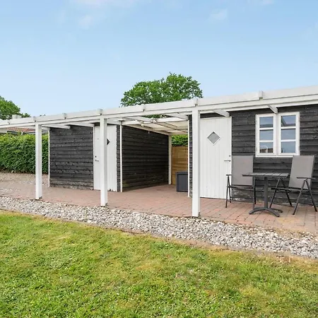 Dom wakacyjny Cozy In With House Sea View