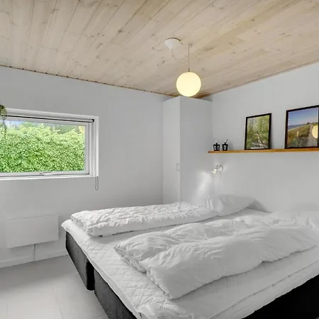 Cozy In With House Sea View Dom wakacyjny Sjolund